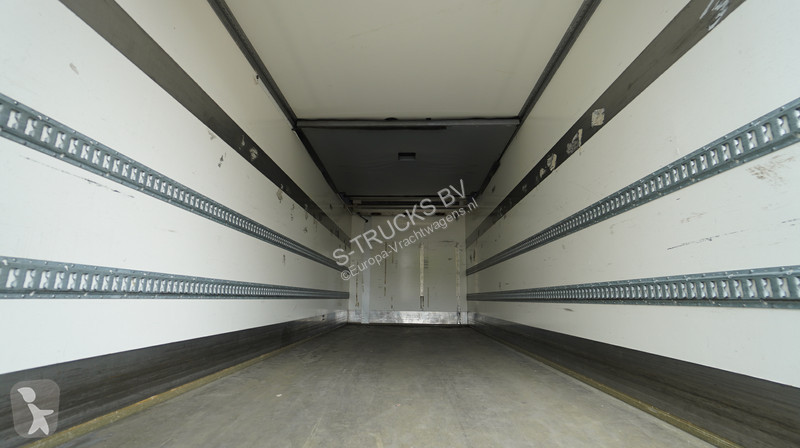 Camión DAF 290 FRIGO WITH CARRIER