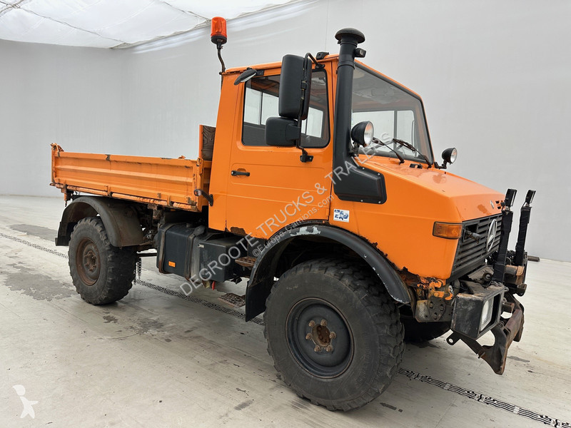 Camion Mercedes U427