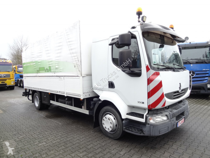 Kamion Renault 300.12 Fassi F80