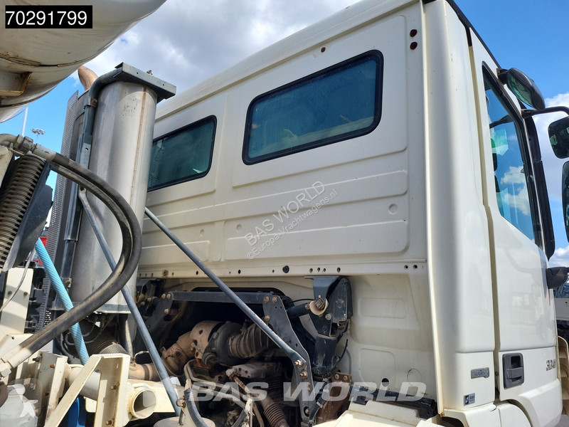 Camion Mercedes 3241 8X4 9m3 Schwing Stetter...