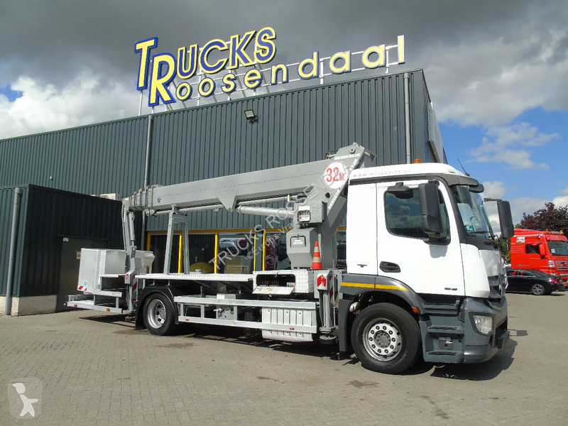 Kamion Mercedes 1832 + 32 METER + EURO 6 +...