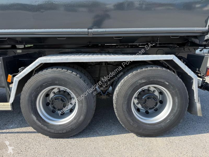 Camion Volvo 440