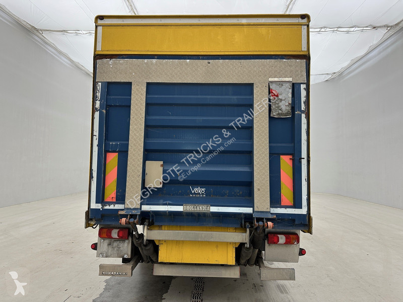 Kamion Mercedes 1218
