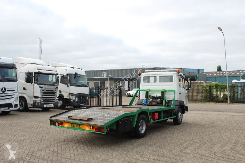 Camion Mercedes * WINCH * 4X2 * TOP CODITION *