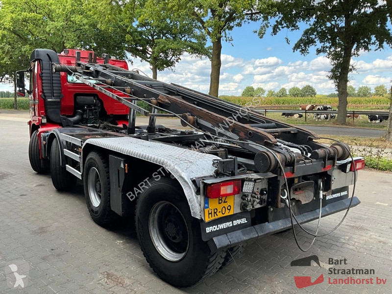 Camión Volvo 420 8x4 Euro 5 with Cable...