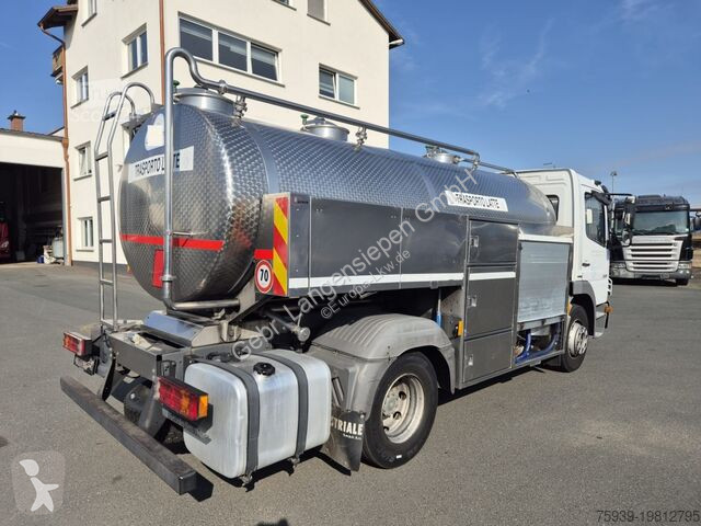 Camion Mercedes 1529 Isoliert - Impeller Anlage