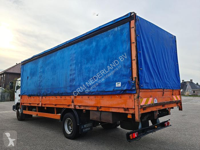 Camion Nissan 210 / Manual / full steel...