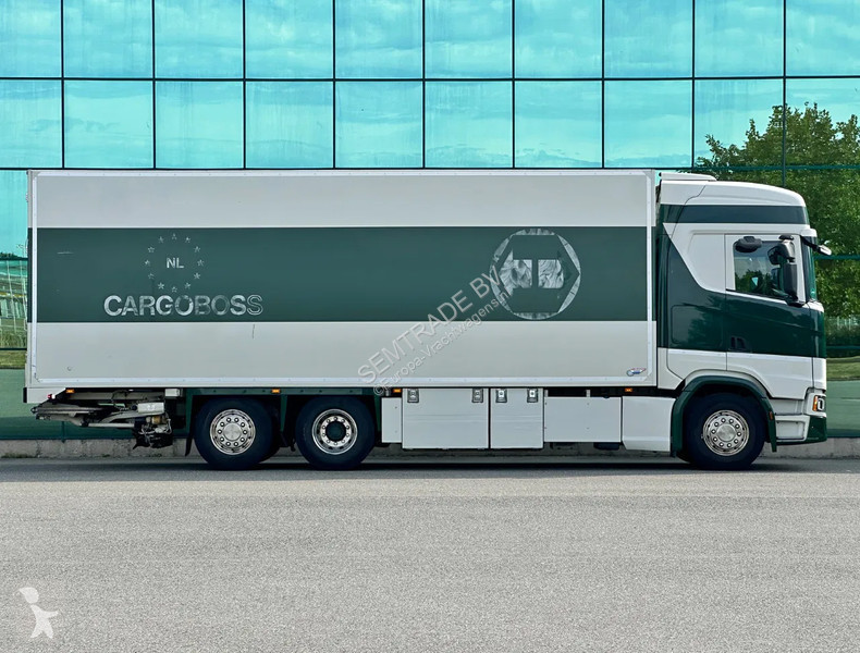 Camion Scania 500