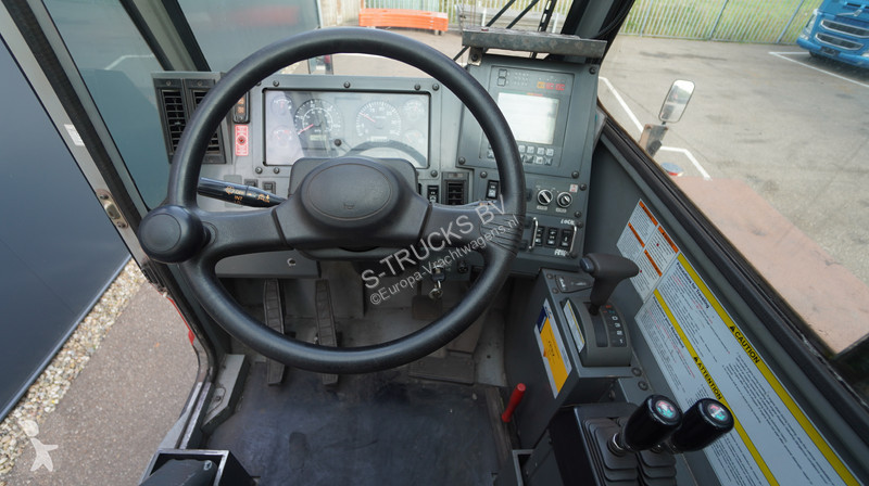 Camion Tadano WITH JIB 4X4X4 ROUGH TERRAIN CRANE