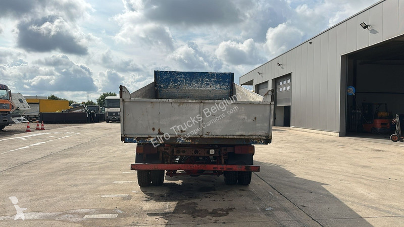 Kamion Mercedes SK  (POMPE MANUELLE / MANUAL...