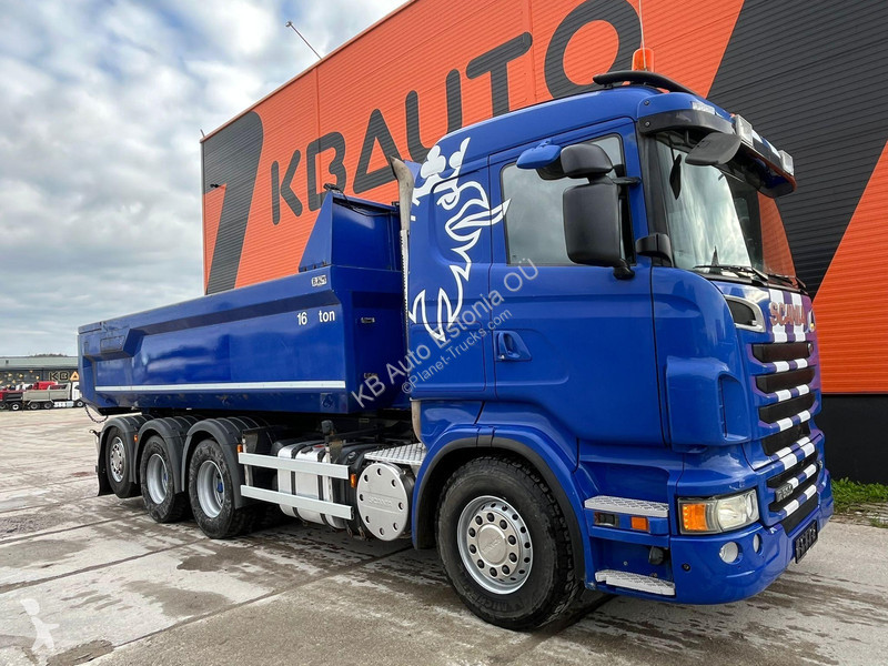 Kamion Scania R 560 8x4*4 BOX =6180 mm
