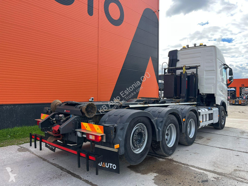 Camion Volvo 500 8x4*4 HIAB XR 24 ton / L=5800 mm