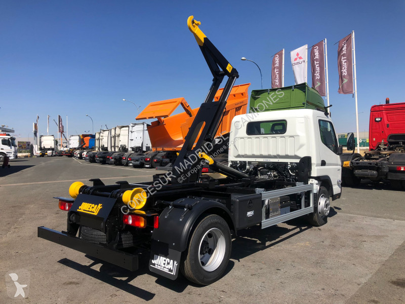 Kamion Mitsubishi Fuso  7C18