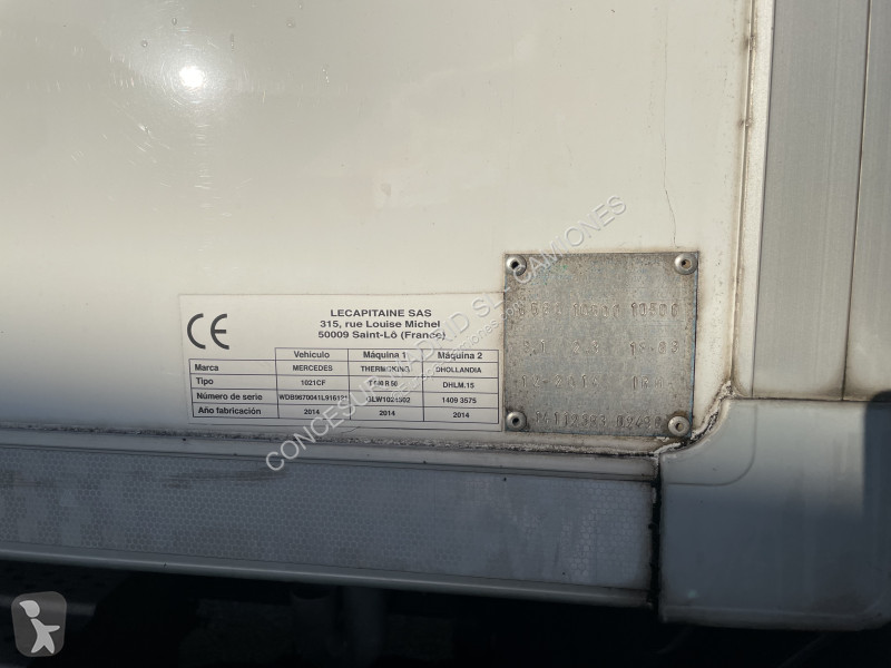 شاحنة Mercedes  1021
