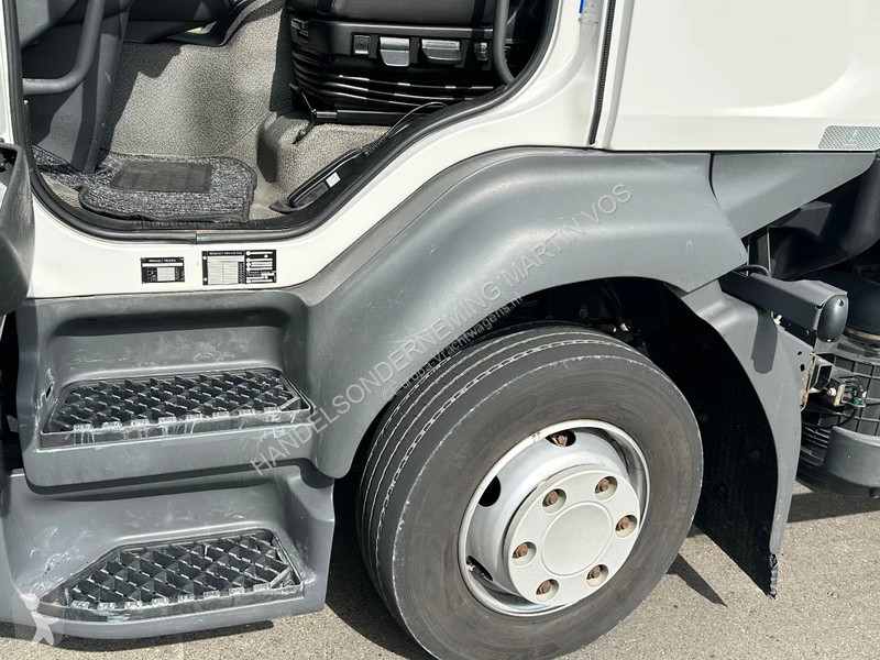 Kamion Renault D240.12. EURO6. 11-2021.