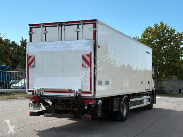 Kamion Iveco...