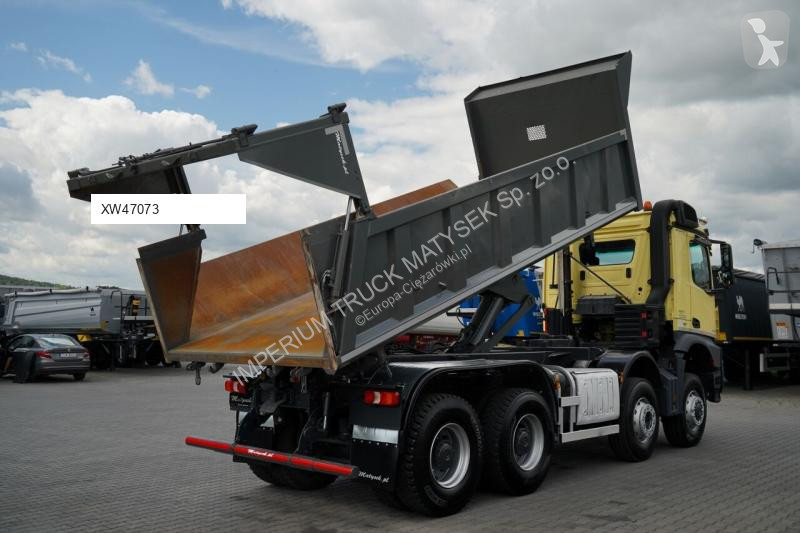 Camion Mercedes AROCS 4148