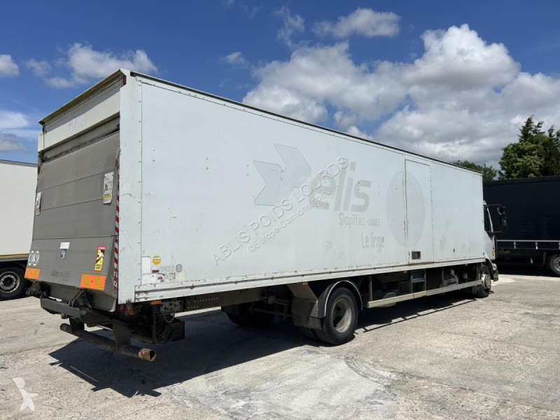 Camion Renault 180