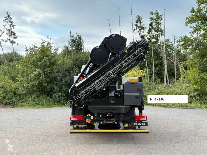 Lastbil MAN 228 - 6
