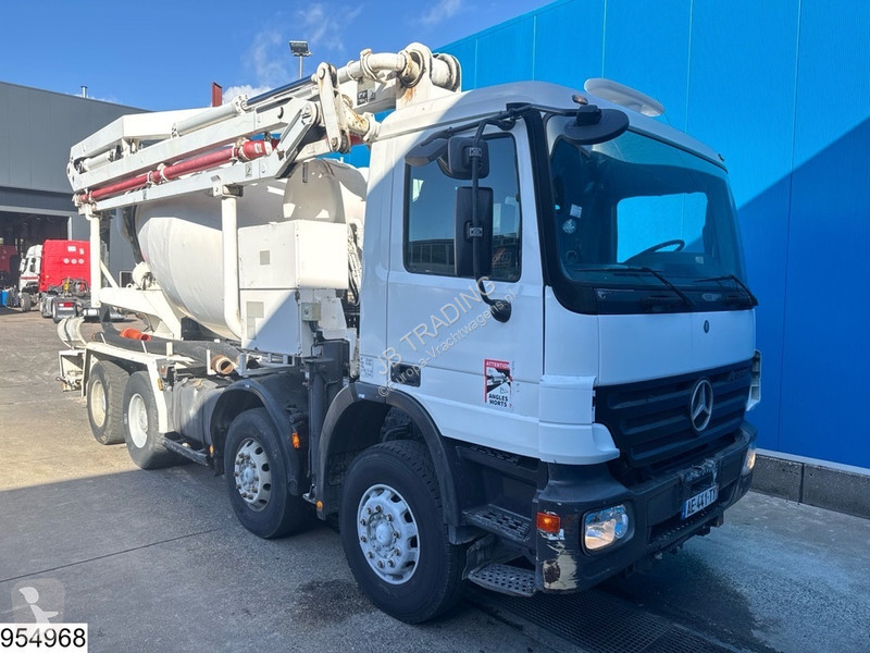 Kamion Mercedes 3236 8x4, EURO 3, SCHWING, Leaf...