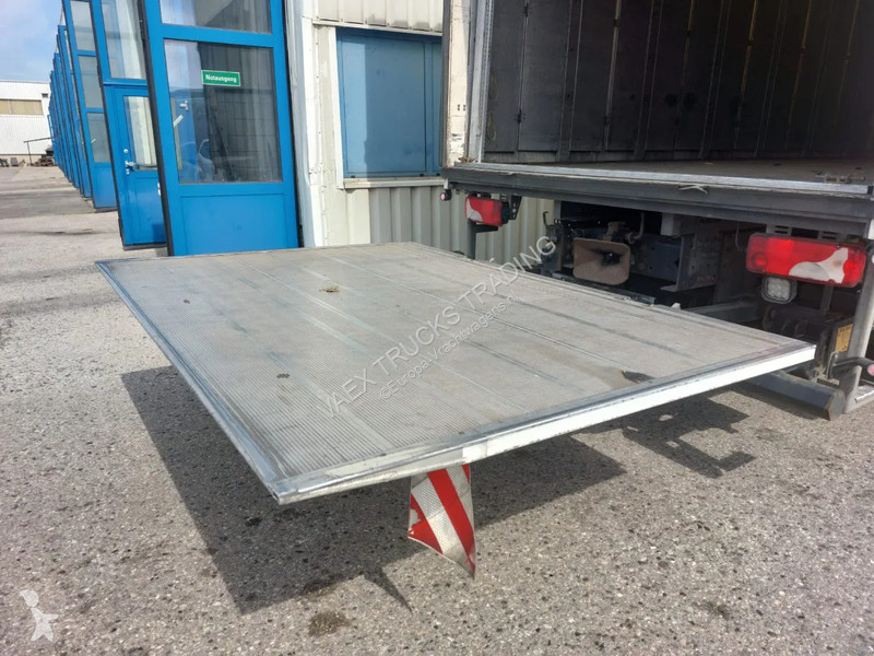 Vrachtwagen Scania Topline 6x2*4 - Special alu...