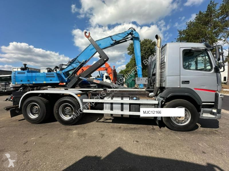 Vrachtwagen Volvo 420 6x4 AJK HOOKLIFT / HAAK...