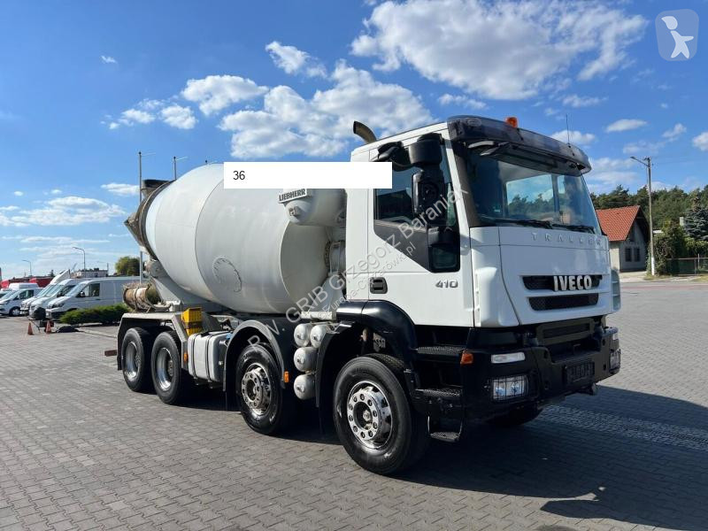 Camion Iveco 410 CONCRETE MIXER LIEBHERR 904 9m³