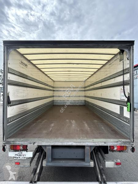 Camion Renault D12 D-Series