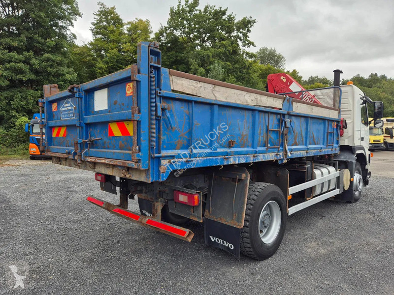 Camion Volvo FM 9.300 TIPPER - HMF 1060K3 CRANE