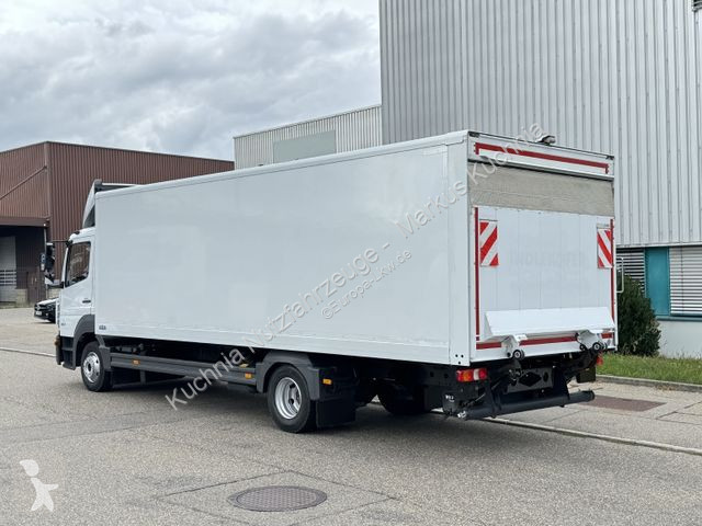 Camion Mercedes 824L Koffer 7,1m LBW Klima...