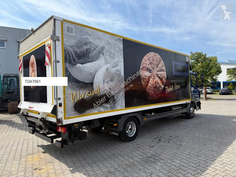 Camion Mercedes 818