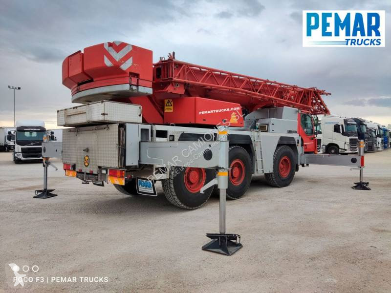 Grua Liebherr 1045-1