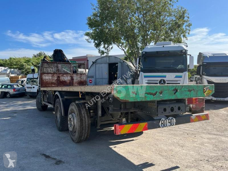 Kamion Mercedes AXOR PLATEAU GRUE