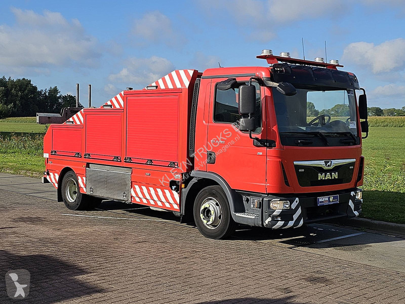 Kamion MAN 8.220  BOTTIE LIFT 8 TON