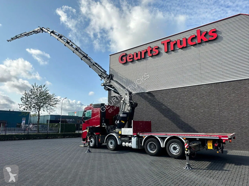 Lastbil Volvo 500 8X2F R BAKWAGEN MET FASSI...