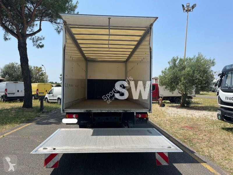 Camion Iveco 75 E 21