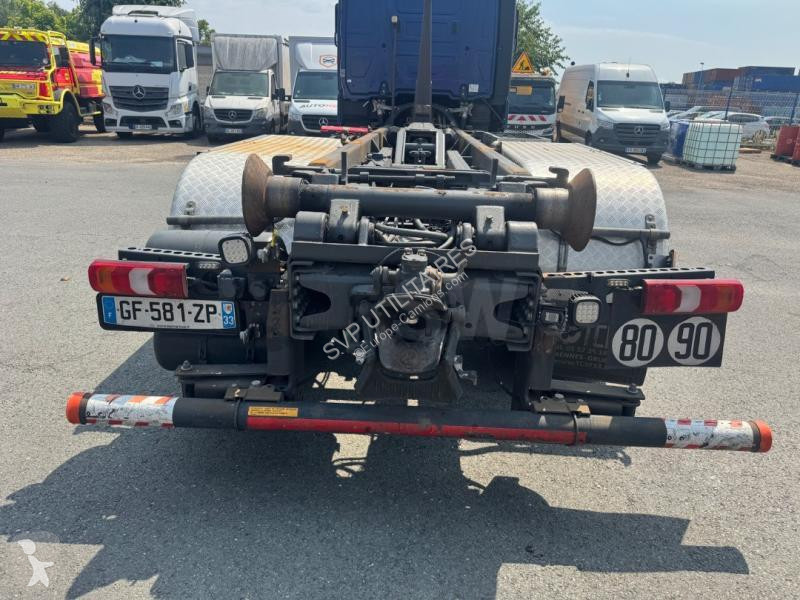 Lastbil Mercedes 2551