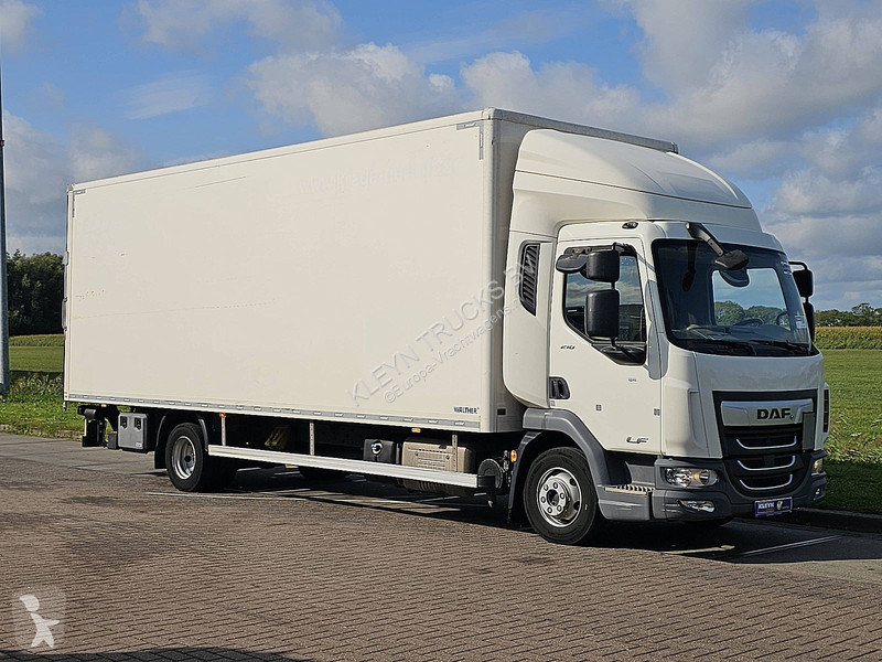 Camion DAF 210