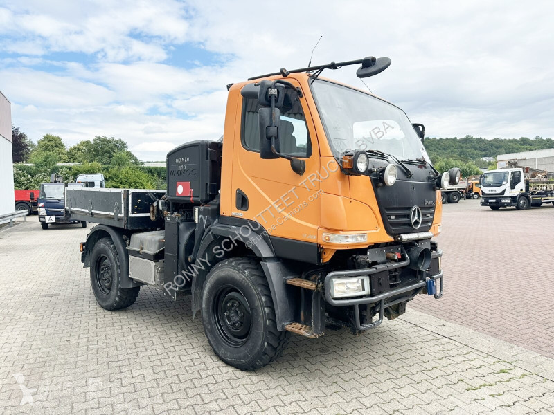 شاحنة Unimog U 20 4x4 U 20 4x4, Zapfwelle, Kran...
