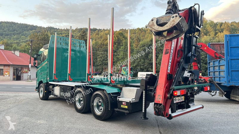 Kamion s návěsem Volvo Epsilon m120z 10,5