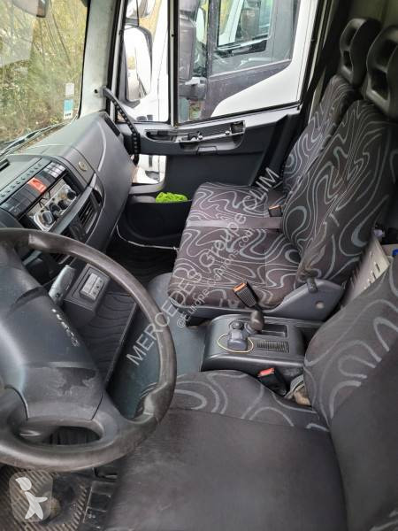 شاحنة Iveco