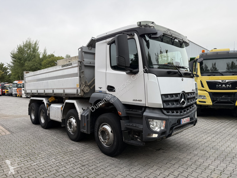 شاحنة Mercedes 3246K 8X4 Meiller