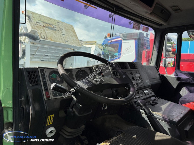 شاحنة MAN 6x2 Steering axle, ADR, Euro 2