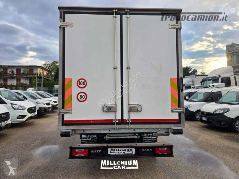 Furgoneta Iveco 60-15 TRASPORTO CARNI FRC 2027