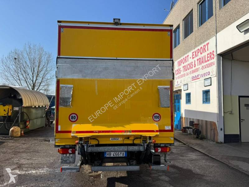 شاحنة Iveco