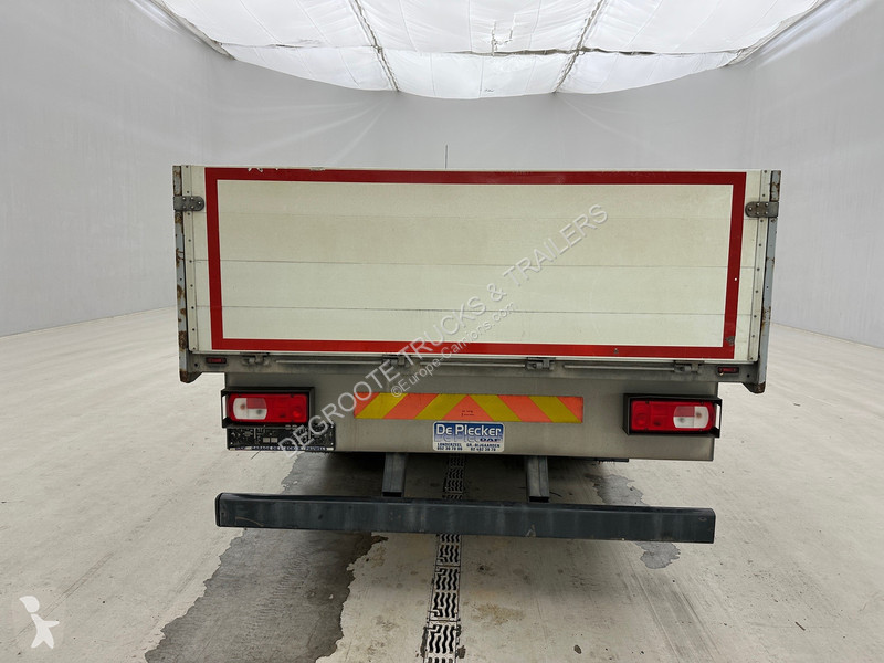 شاحنة DAF 330