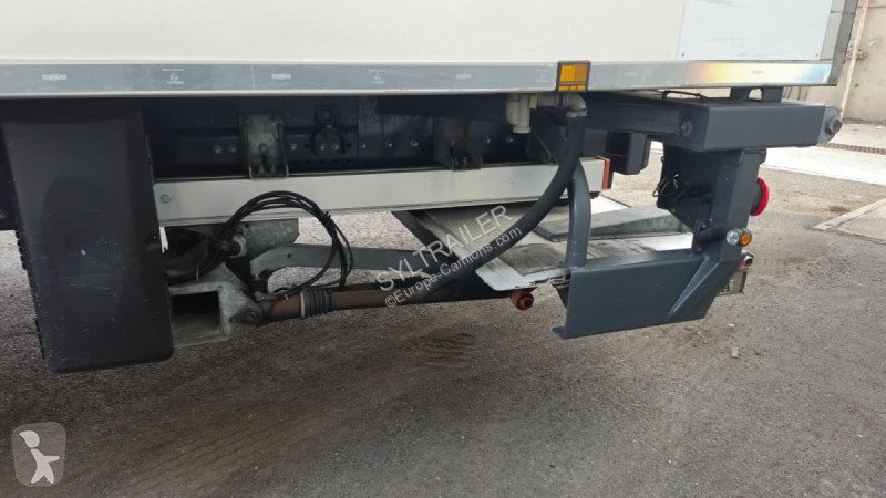 Lastbil Renault  D WIDE (LOA Location avec...