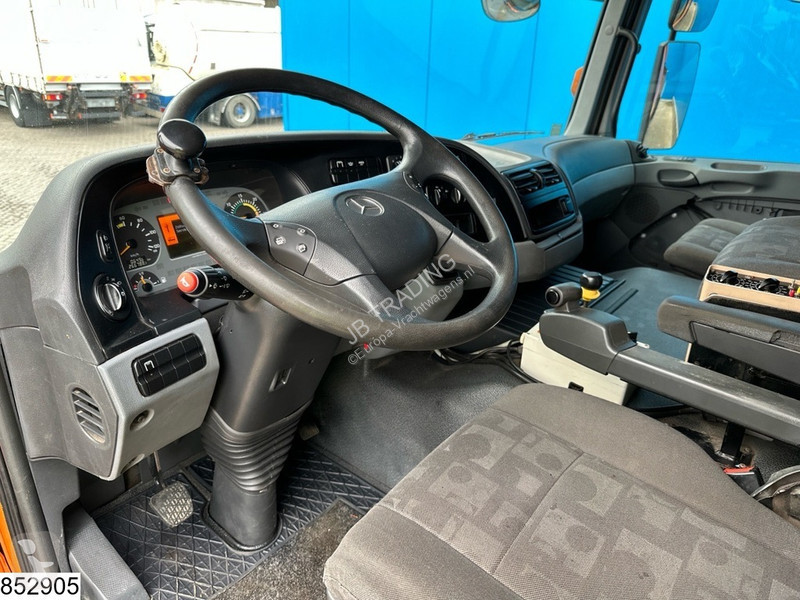 Mercedes 1832 4X4, Grit spreader, Snow plough,...