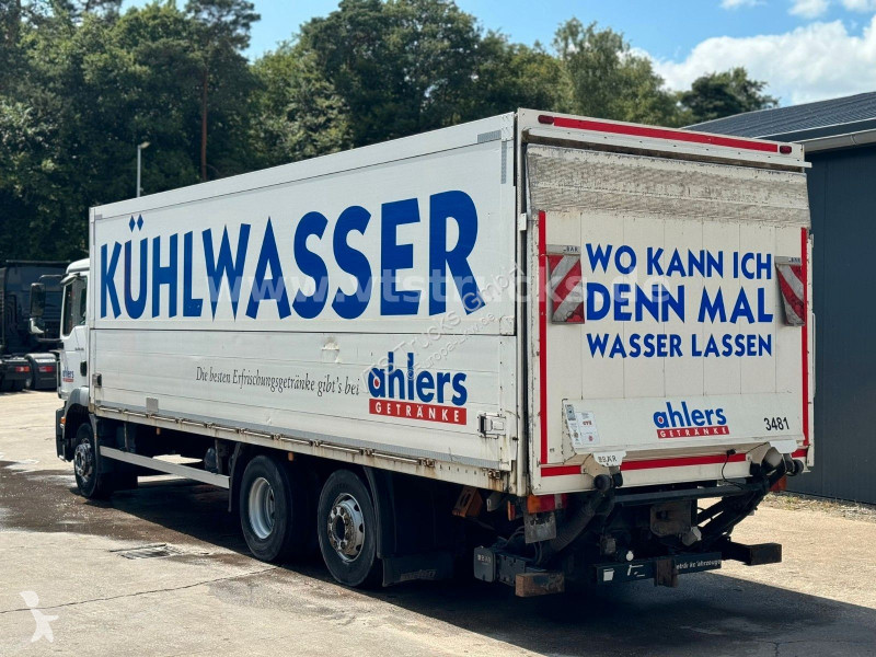 شاحنة MAN 22.250 Getränkewagen mit Ladebordwand...