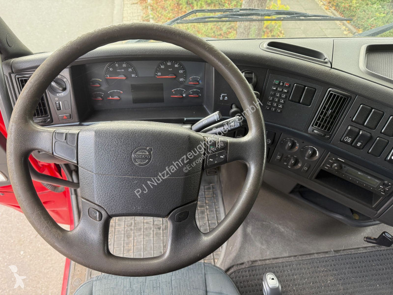 شاحنة Volvo 520 Globetrotter XL
